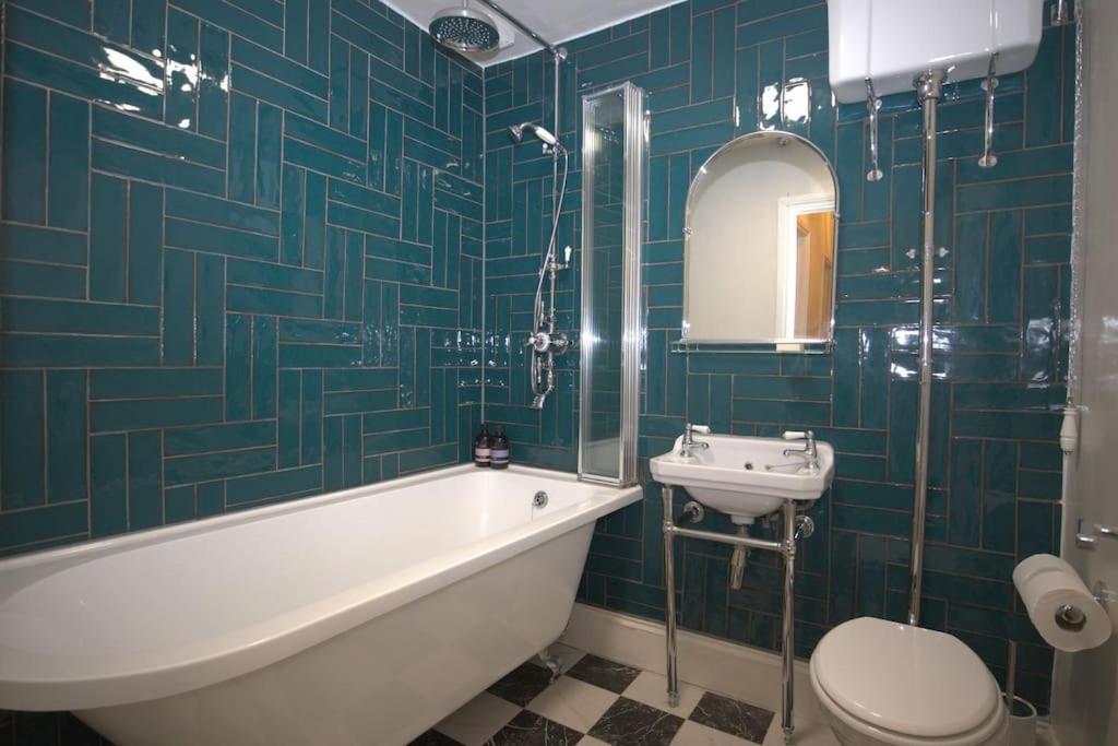 Seagulls Nest- Stylish 1 Bed Seafront Apartment Hastings Extérieur photo