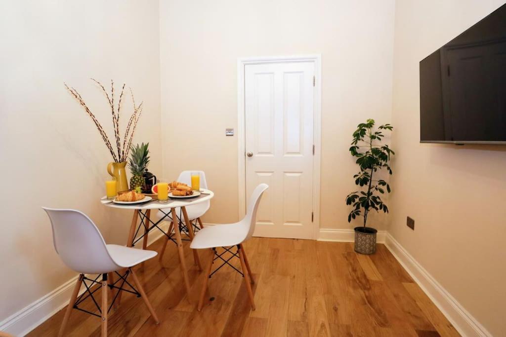 Seagulls Nest- Stylish 1 Bed Seafront Apartment Hastings Extérieur photo